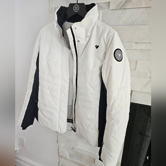 OBERMEYER Women’s Tuscany II Ski Jacket SizeSize 6 - Picture 13 of 16